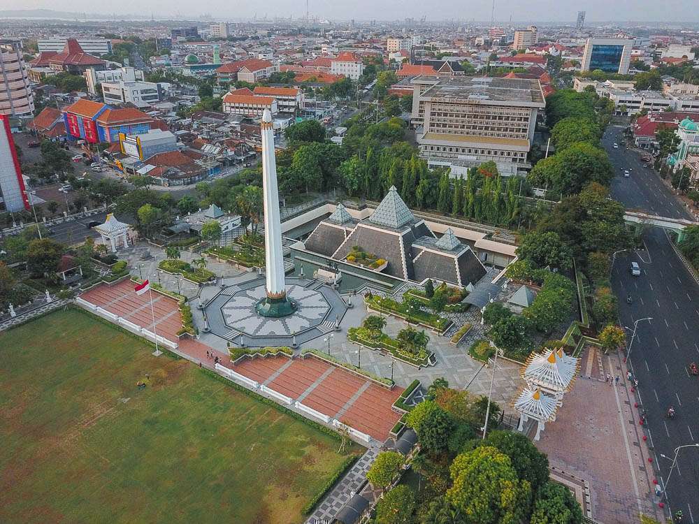 Monumen  Tugu Pahlawan